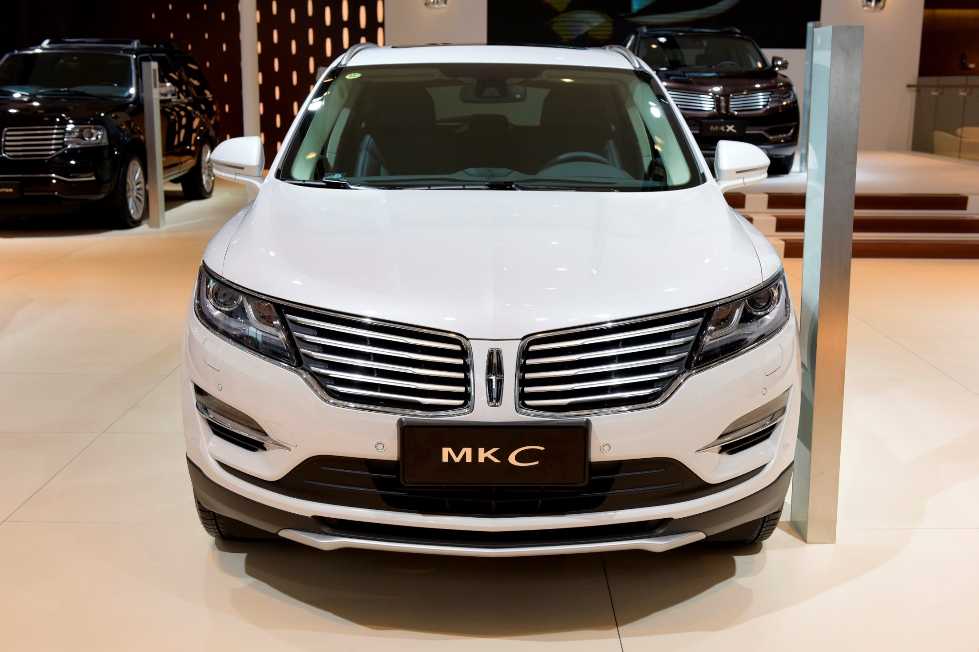 图3 中小型豪华SUV林肯MKC.jpg